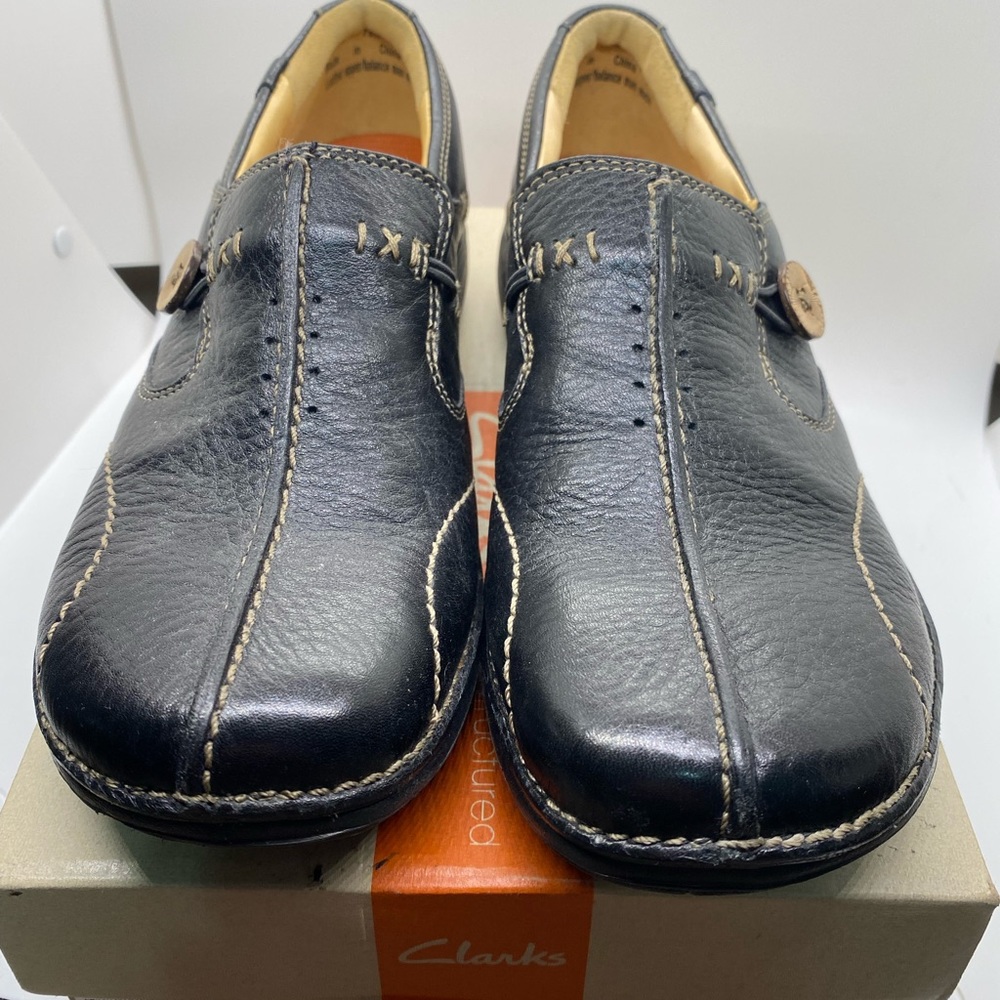New!  Women’s Clarks Unstructured Tomina Mia Black Leather Slip On Loafers